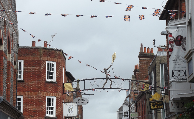 The Kite Flyer in Winchester town centre